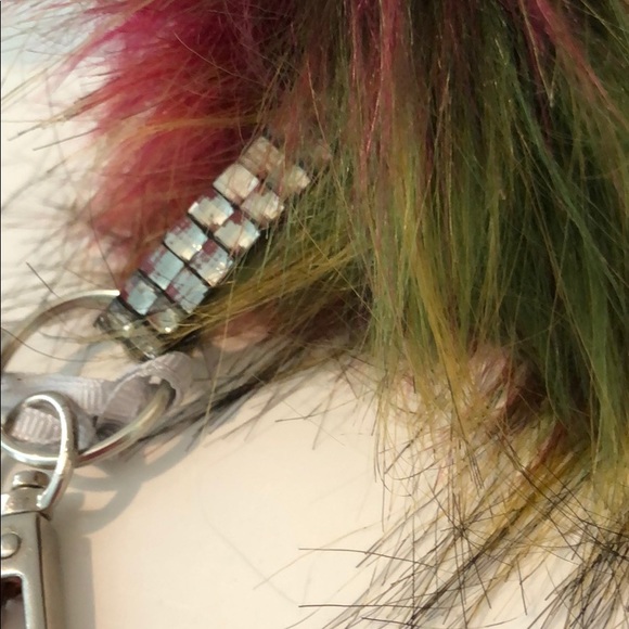 TOPSHOP FREEDOM FAUX FUR BALL RHINESTONE KEY CHAIN - Picture 2 of 4